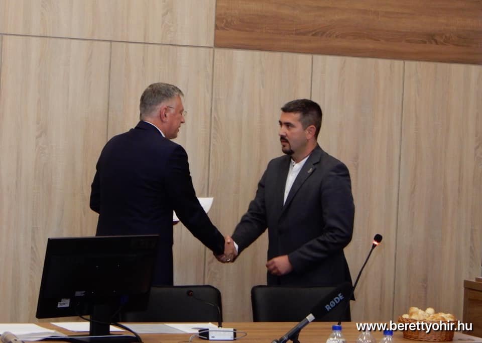 Megalakult a képviselő-testület 04